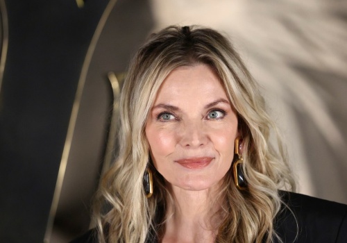 67-letnia dawno niewidziana gwiazda zachwyciła. Trudno uwierzyć w jej wiek