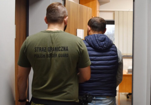 Blisko 30 cudzoziemców z decyzjami o wyjeździe. Straż Graniczna przypomina: przepisy są jednoznaczne