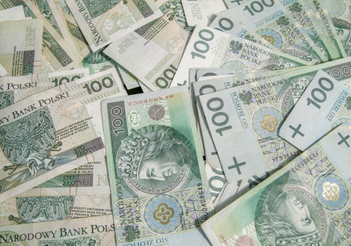 Prezes Klubu Jagiellońskiego: 200 tys. na dziecko może pomóc mniejszym miastom