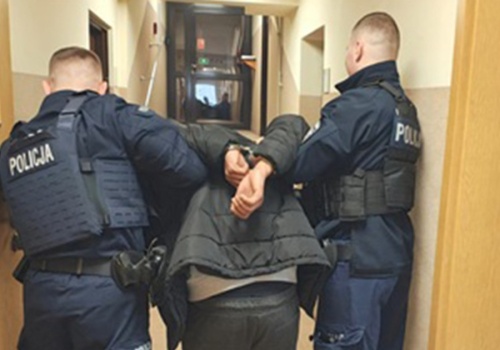 49-latka brutalnie pobita w drodze do pracy. 