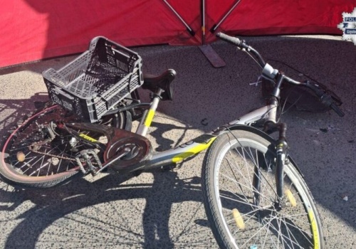 Groźny wypadek na ulicy Ludowej w Częstochowie. Rowerzystka potrącona przez ciężarówkę