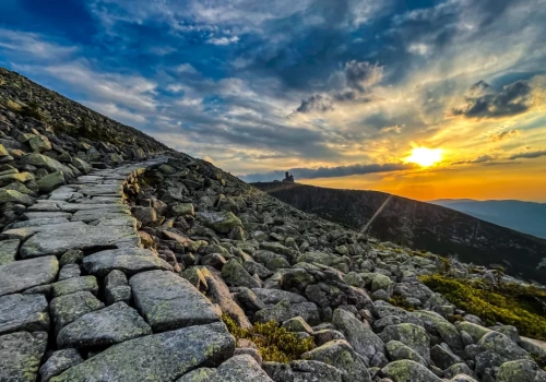 Piękna wiosna pod koniec zimy. Słoneczna Jelenia Góra