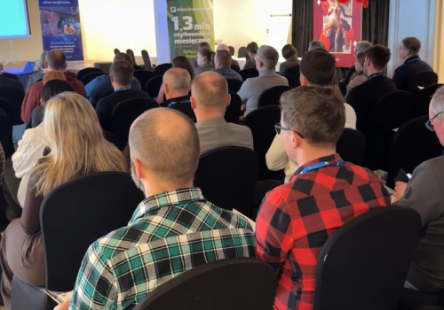 Mastitis u krów i roboty udojowe na 23. konferencji Blattin