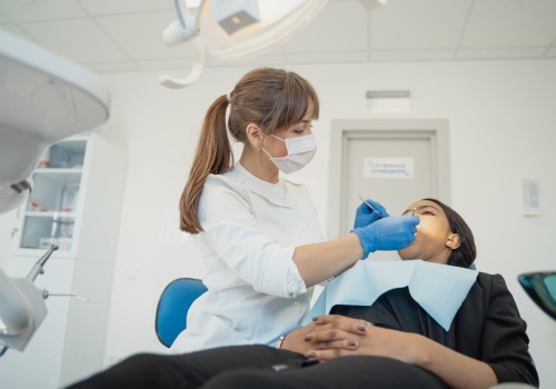 Próchnica dotyka 2,7 mld ludzi. WHO apeluje o zmianę podejścia do jej leczenia