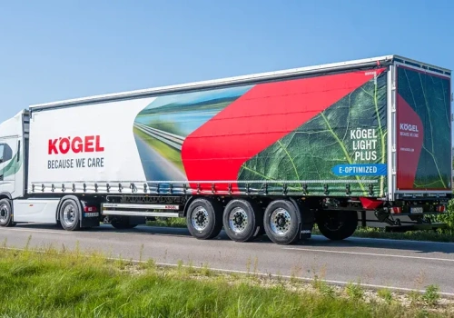 Kögel pokazał specjalną naczepę dla elektrycznych ciągników – osie 30 cm bliżej siodła