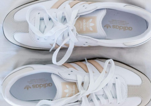 Wygodniejszych nie miałam - te kremowe sneakersy z Sinsay to petarda na wiosne. W CCC wyprzedaże