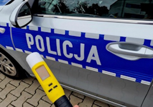 Szokujący wynik alkomatu w Dobrzycy. 33-latka miała 4 promile i prowadziła auto