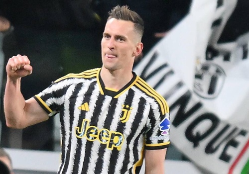 Milik przerwał milczenie! Długo czekał na tę chwilę