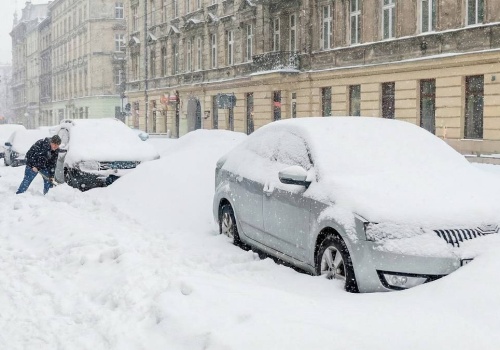 Zima uderzy z dwóch kierunków. Meteorolodzy wskazują datę