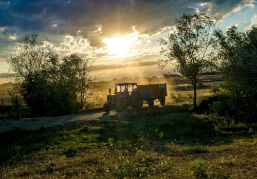 Nowe przepisy w prawie o ruchu drogowym – ważna zmiana dla rolników