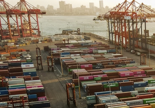 Porty RPA notują rekordowy ruch. To efekt omijania Morza Czerwonego i Kanału Sueskiego