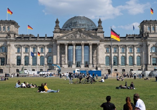 Duża grupa obywateli chce wyjechać z Niemiec. Na to się skarżą