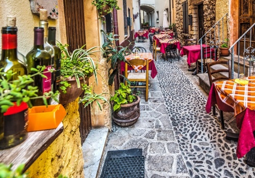 Oliwa Sprawiedliwa po Rewolucjach. Magda Gessler zaczyna od trattorii we Wschowie