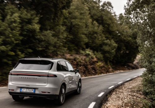 Kupujesz w internecie używany samochód? Uważaj, w co klikasz