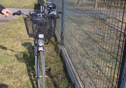 Potrącenie rowerzystki. Senior wyjeżdżał z podporządkowanej