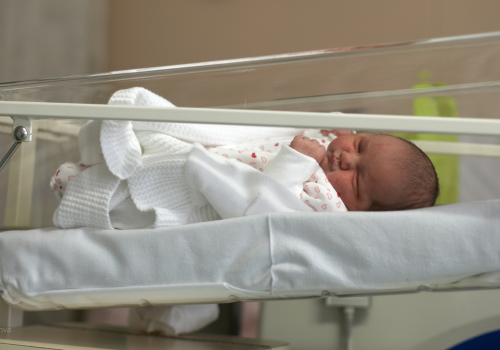 Rekordowe narodziny. Na świat przyszedł ogromny noworodek. Zdjęcia są hitem sieci