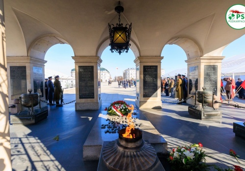 Nowe tablice upamiętniające bohaterów walk o Birczę przy Grobie Nieznanego Żołnierza w Warszawie