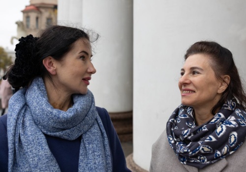 Przyjaźnie rozpadają się przez brak czasu? Eksperci polecają metodę 