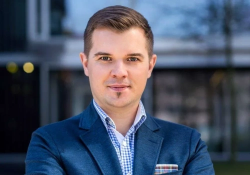 Michał Rudecki, dyrektor handlowy NielsenIQ, gościem kongresu Retail Trends 2026