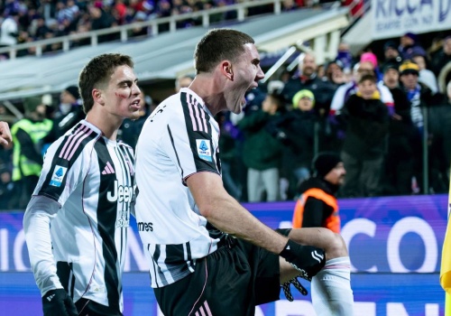 Media. Ten napastnik chce zastąpić Lewandowskiego. Oto stanowisko Barcelony