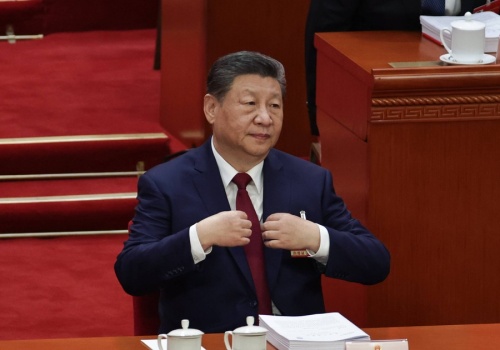 Brak reakcji Pekinu na ataki w Iranie. 