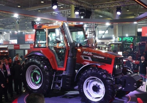 Nowe ciągniki w Europie, czyli co kombinuje Carraro. Może to nowy FiatAgri?