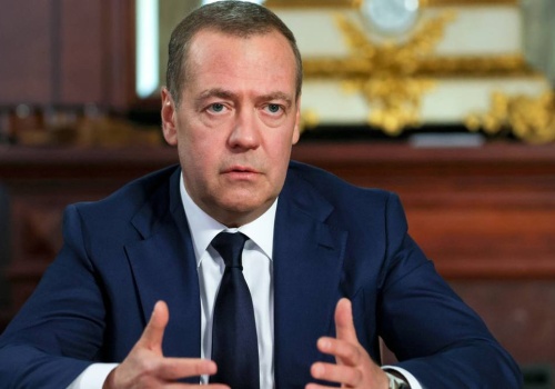 Miedwiediew uderza w USA i NATO. 