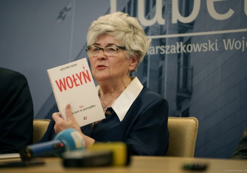 Pamięć o ofiarach Rzezi Wołyńskiej. W województwie lubelskim pojawią się tablice upamiętniające