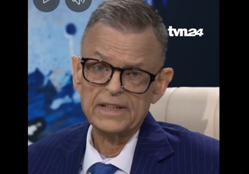 Dziennikarz TVN wrócił na antenę po długiej przerwie. Mocno się zmienił. „Walczyłem z nowotworem”