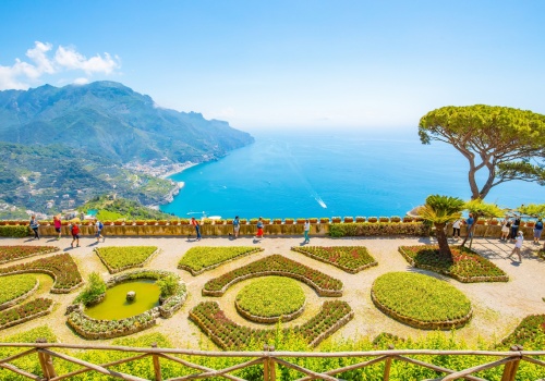 City break w Salerno 🇮🇹☀️ Loty do Neapolu i 4* hotel z widokiem na morze w Salerno za 899 PLN 😎