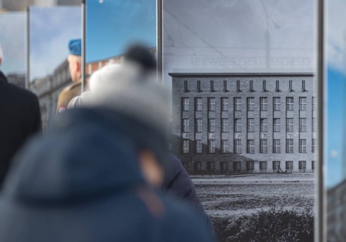 Zabytkowe budynki w Gdyni i dawne gdyńskie urzędy obejmowane przez Kaszubów