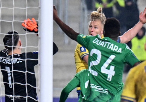 Klątwa wyjazdów trzyma się mocno. Arka przespała pierwsze minuty, budzik zadzwonił za późno