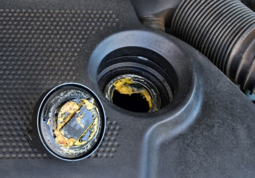 Zaglądają pod korek oleju i widzą 