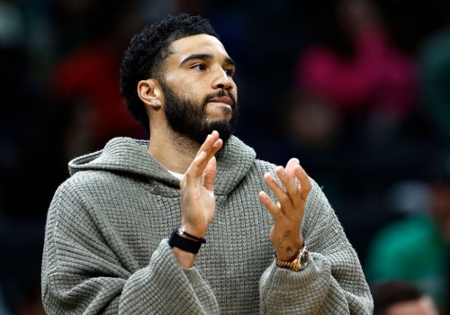 Ale wieści! Gwiazdor NBA wraca do gry