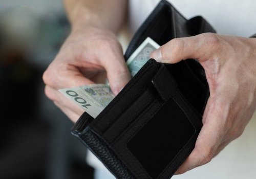 Jak wydajemy pieniądze? Andrzej przyznaje: w pojedynkę nie byłbym w stanie się utrzymać