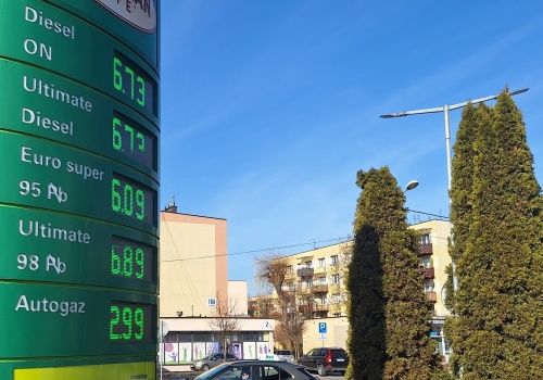 Ceny paliw rosną wraz z napięciami na Bliskim Wschodzie. Kierowcy zaczynają to odczuwać