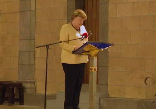 Na kościelnej „ambonie”… Angela Merkel. Była kanclerz wygłosiła rozważania wielkopostne