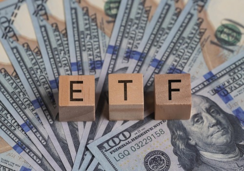 Ten ETF wzrósł o 243% w 2026 roku. Wojna na Bliskim Wschodzie napędza rynek