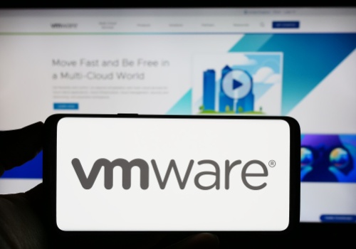 Przetarg: 75 mln zł na licencje VMware