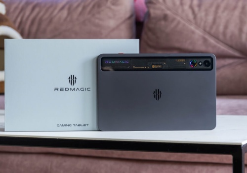 Mniejszy nie znaczy słabszy? REDMAGIC szykuje nowy tablet dla graczy