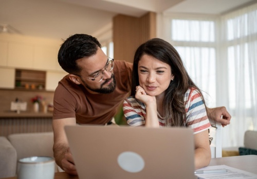 Psychologia oszczędzania: Jak rozmawiać o pieniądzach w związku i nie zwariować?