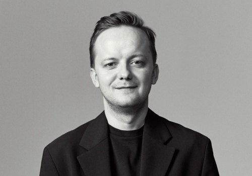 Polak z kluczową rolą w L’Oréal. Pokieruje Armani Beauty i Valentino Beauty w Europie