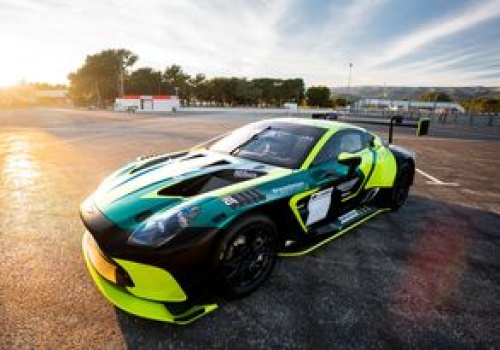 Aston Martin Warsaw wspiera polski zespół Good Speed Racing