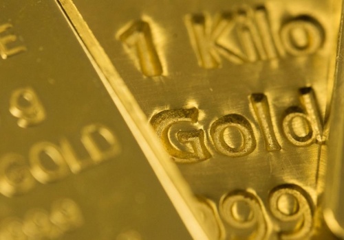 Złoto zdrożało na koniec najgorszego tygodnia od stycznia