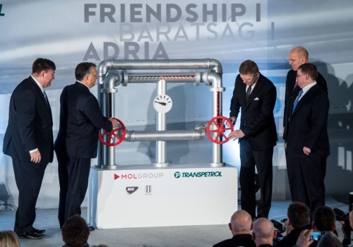 Testy rurociągu Adria mają zakończyć spór MOL z Chorwacją. Czy Węgry porzucą rosyjską ropę?