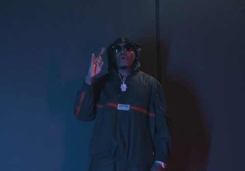 Raper z Nowego Jorku oskarżony o handel ludźmi i stręczycielstwo. Ofiarą 16-latka