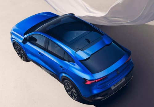 Ma 300 KM mocy. Ile kosztuje topowa wersja Renault Rafale? 