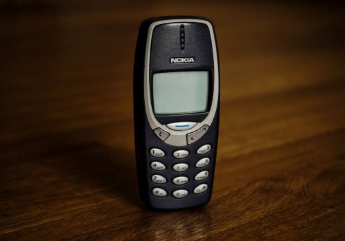 Masz stary telefon w szufladzie? W 2026 roku może być wart tysiące. Kolekcjonerzy szukają tych modeli