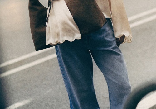 Skinny jeans wracają do szafy. Teraz Polki kupują zupełnie inny fason