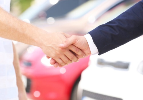 Używane auta szybciej znajdują nowych właścicieli, mimo wyższych cen   